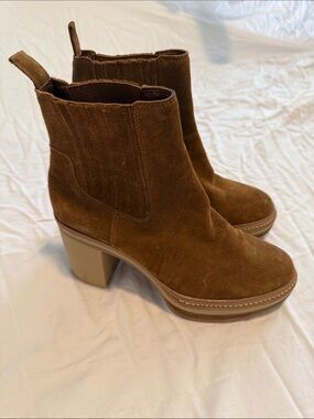Steve Maddie brown suede boots